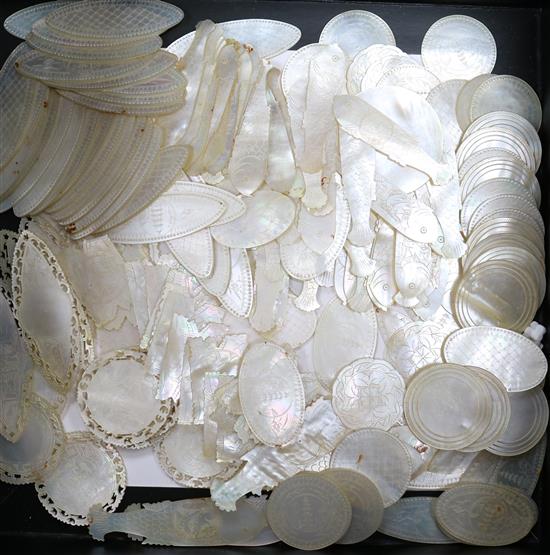 A quantity of Chinese mother of pearl counters